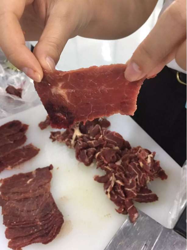 5bda535767606.jpg 2.jpg